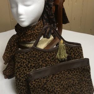 Handbag, scarf, & gloves
